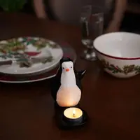 在飛比找ETMall東森購物網優惠-出口尾單卡通可愛小企鵝陶瓷餐桌造型燭臺擺設精致家居裝飾品擺件