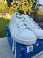 Adidas Originals Stan Smith White & Green Sneakers Size 3 1/2 NWB