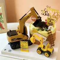 在飛比找ETMall東森購物網優惠-兒童生日蛋糕裝飾仿真大號挖掘機擺件工程車路障道路施工創意蛋糕