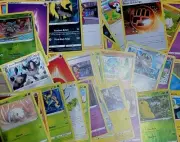Pokemon Card Bulk lot 400 Cards - Common, Uncommon, Reverse Holo & Regular Holos