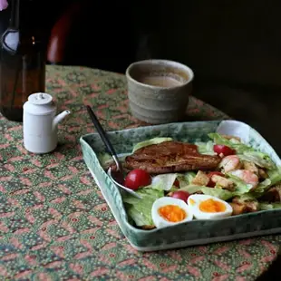 景德鎮手繪盤子水果盤早餐盤陶瓷餐具個性碟子折邊盤平底盤平盤