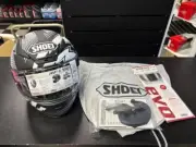 Shoei RF-1200 Variable Blk/Wh SMALL - Snell M202D - Floor Display Helmet