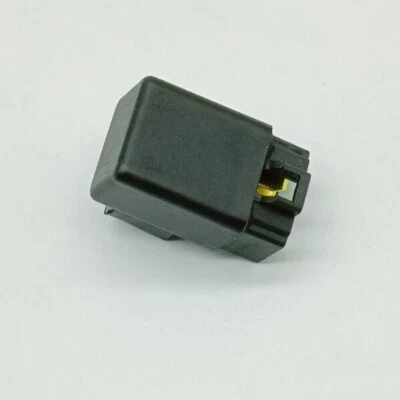 Turn Signal Relay For Suzuki GS500 GS500ESK 1995-1996 / GS500 GS500F 2004-2011