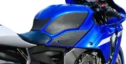 TechSpec Yamaha R1 / R1M 2015 - 2024 SnakeSkin Tank Grips w/Free Center Pad