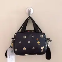 在飛比找Yahoo!奇摩拍賣優惠-大東全球購~LeSportsac x Snoopy小花 42