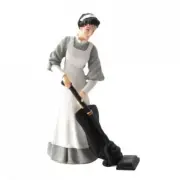 MINIATURE DOLLHOUSE 1:12 SCALE RESIN MAID VACUUMING - DP315