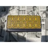 在飛比找蝦皮購物優惠-【老時光】早期二手古董包義大利製Givenchy長皮夾