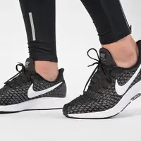 在飛比找蝦皮購物優惠-正版 Nike Air Zoom Pegasus 35 運動