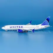 1:200 GeminiJets United Airlines Boeing 737 MAX8 Diecast Aircraft Model