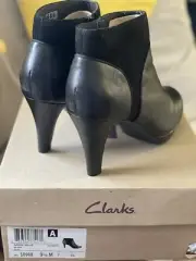 Clarks Clarkwell Demi Womens Chelsea Boot Black Leather US Size 9.5