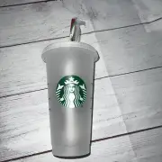 Starbucks Reusable Cold Cup 24oz With Christmas/Holiday 2021 Swirl Straw