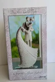 Bride & Groom Kiss WEDDING Cake Topper by Gina Freehill US NEW 2009
