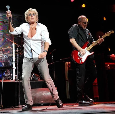 Roger Daltrey Pete Townshend perform at Nassau Coliseum Long Islan- 2013 Photo 1