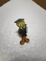 Vintage Tweety Pin,Graduate © Warner Bros Sedesma *NEW* 90's (Sylvester)
