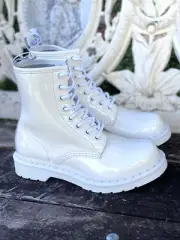 Dr. Martens 1460 Mono White Lamper Leather Ankle Boots. Size 6