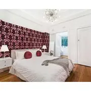 Art Deco Bayside Apartment Close To The City