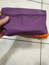 在飛比找Yahoo!奇摩拍賣優惠-義大利 Mandarina Duck 手拿包 過夜包