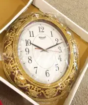 Steven Quartz llp Analog 50 cm X 40 cm Wall Clock (Gold, With Glass, Standard)