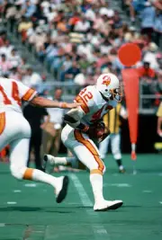 Ricky Bell Tampa Bay Buccaneers carries the ball v the Philadelphi- Old Photo