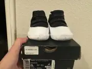 Jordan 11 Retro Little Flex (TD) 8c Black White Bottom