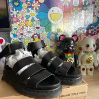 在飛比找PopChill優惠-[二手] Dr.Martens 涼鞋