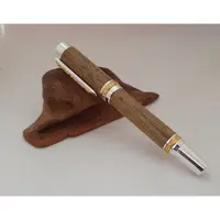 在飛比找蝦皮購物優惠-越南 沉香鋼珠筆 肖楠 檜木 手工木製筆 鋼筆 鋼珠筆