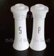 Vintage Tupperware Hourglass Salt & Pepper Shakers 6" Tall White Gold NOS USA
