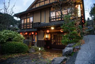 湯平溫泉上柳屋旅館Yunohira Onsen Ryokan Kamiyanagiya