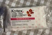 Kotex Ultra Thin, Ultra Compact Pad With Wings. Discontinued Sample. 2007. Rare.