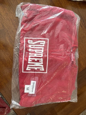 Supreme Warm Up Crewneck SS19 Red M Everlast Boxing Logo Sweatshirt 2019