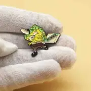 SpongeBob Krusty Krab Pizza Funny Animation Cartoon Metal Badge Pin