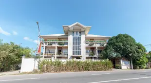 紅多茲飯店 - 塔克洛班羅通達曼魯裡普RedDoorz near Manlurip Rotonda Tacloban