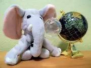 1999 EDITION COCA COLA COKE PROMO ELEPHANT KENYA INTERNATIONAL COLLECTION