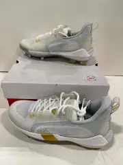 Under Armour Men's Harper 6 Low ST Baseball Cleats 3024315 100 White/Gold Size 8