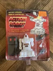 Vtg NEW 1984 Soma Action Robot Battery Operated Remote Controlled Figure BNI