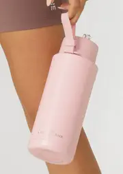 [Lorna Jane] Essential Insulated Water Bottle in Pink One Size