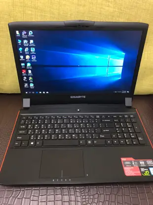 採購新機大出清~GIGABYTE技嘉~i7-7700HQ GTX1060 (p55w v7)WIN10電競筆電~要買要快