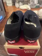 Authentic Vans Unisex Men’s 10.5 Women’s 12