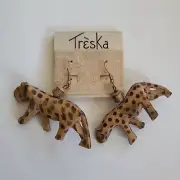 Vintage New Treska Cheetah Dangling Earrings Carved Wood Jungle Boho Leopard
