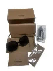 Burberry Isabella Sunglasses Women's Black/Grey Gradient Lens