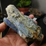 {石場}XA55約重312.6G-藍晶石原礦 KYANITE 無加工天然晶礦