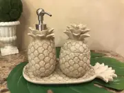 CARO Pineapple Shaped Resin Bathroom Accessory Set (3 PIECE SET)