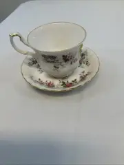 VINTAGE ROYAL ALBERT LAVANDER ROSE TEA, COFFEE CUPS SAUCERS 1961