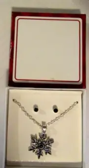New in Box 18" Marcasite & Black SNOWFLAKE NECKLACE & Stud Pierced Earrings Set