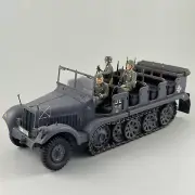 Built 1/35 Scale Painted WWII German Half-Track Sd.Kfz.6 with figures Dragon