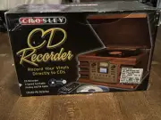 Vintage Style Crosley AM FM Radio CD Recorder 3 Speed Turntable CR246 NEW in Box