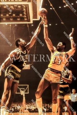 BM709 Wilt Chamberlain Lakers vs Bill Russel 8x10 11x14 16x20 Oil Painting Photo