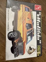 Vintage Amt Matilda Movie Custom Ford Van 1/25 Scale Model Kit Sealed New Old