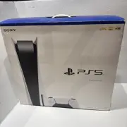 SONY PS5 PLAYSTATION WHITE CONSOLE W/BLU-RAY DISC