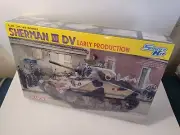 Dragon 1/35 Sherman III DV. Early Production. Smart Kit. #6573